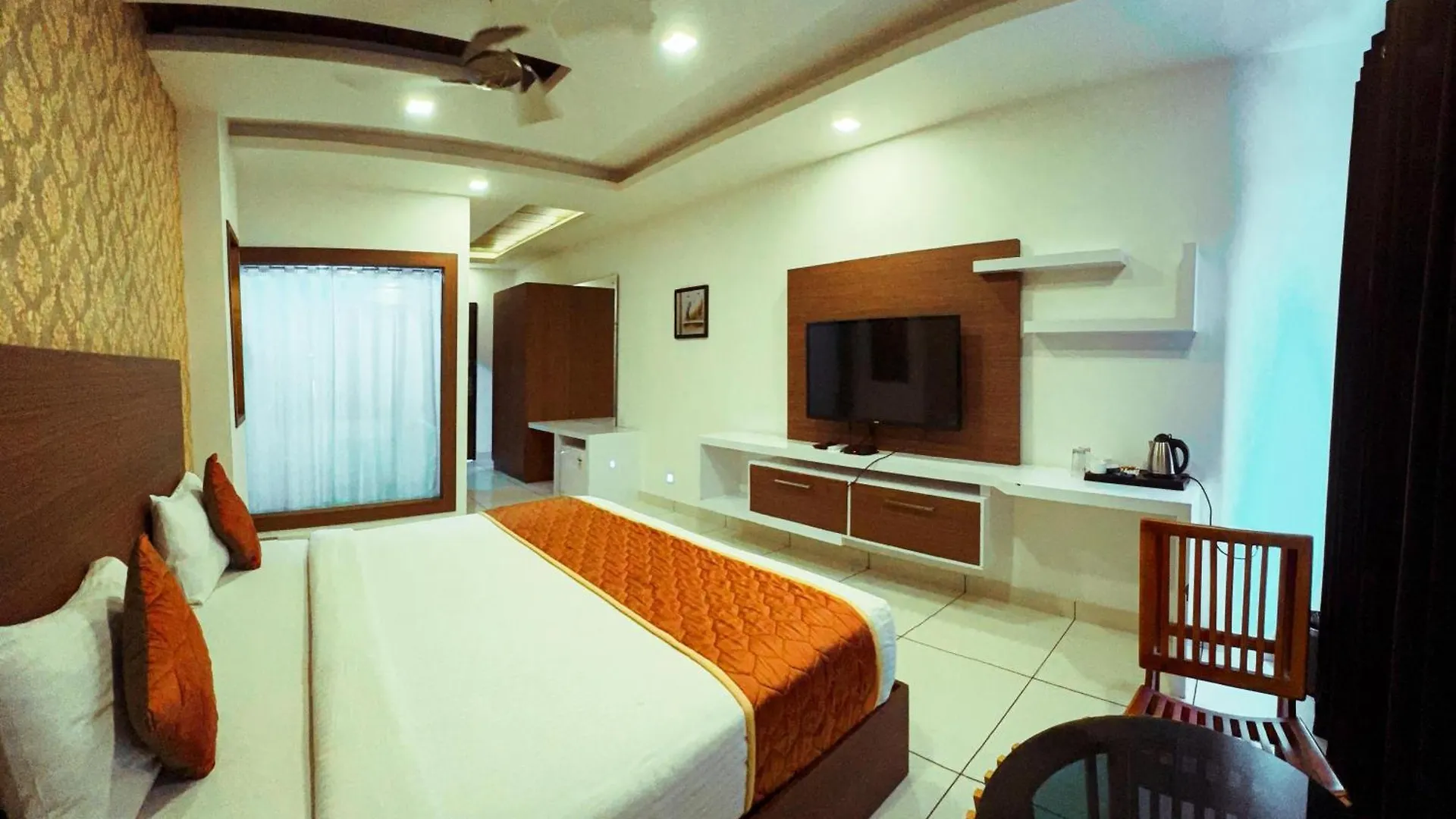 *** Otel Grand Canyon By D2V Fort Kochi Hindistan